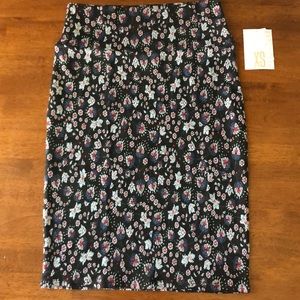 LuLaRoe Cassie Skirt XS
